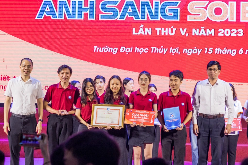 Lợi thế của sinh viên Thương mại điện tử khi ra trường